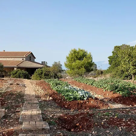 Villa Agricultural Mary Helen Volímai